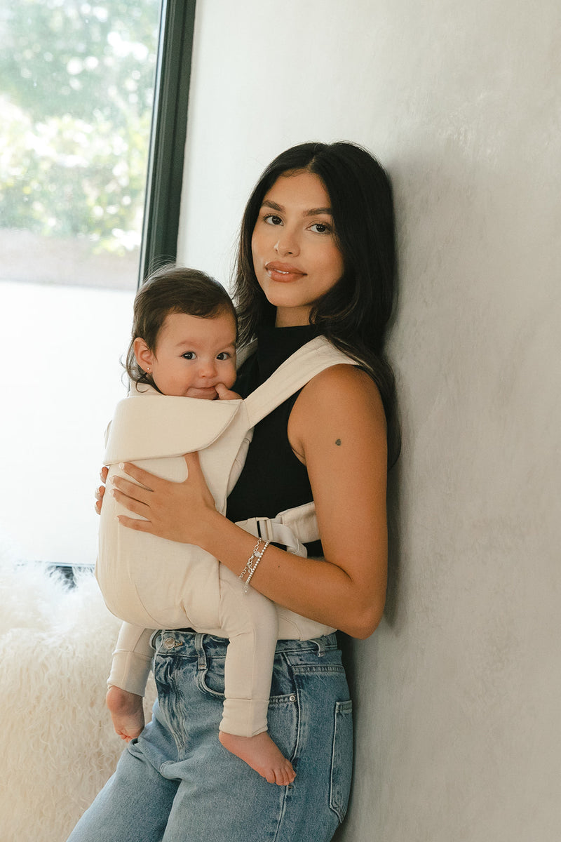 Sparrow Aerial Carrier – Lightweight Ergonomic Baby Carrier