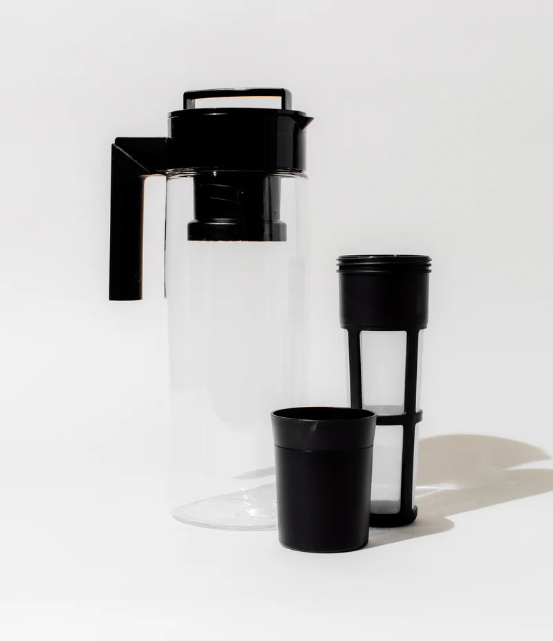 Takeya 2 QT Iced Tea Maker Cold Brew Pitcher BPA-Free Brewing System