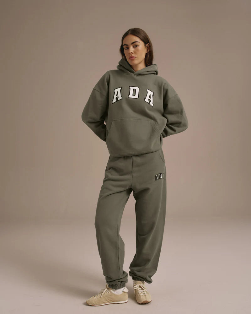 ADA Oversized Hoodie Olive Green – Relaxed Everyday Pullover
