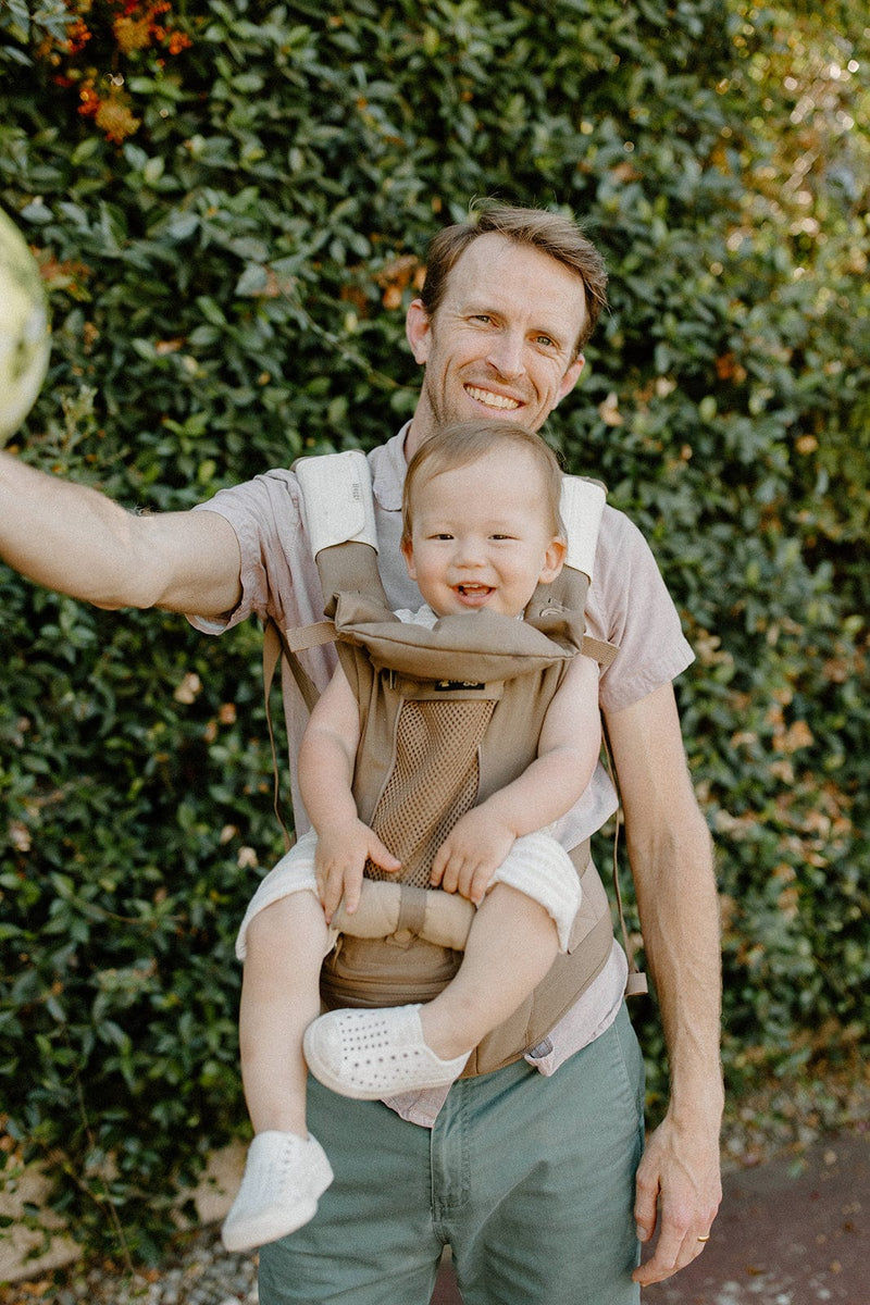 Huggs® Baby Hip Carrier – Patented Hipbelt Ergonomic Carrier