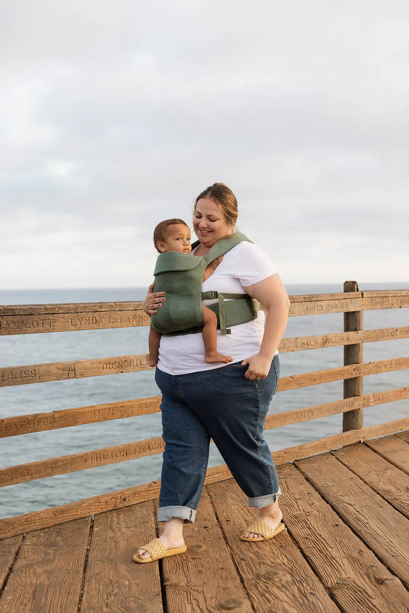 Acadian Aerial Carrier – Lightweight Ergonomic Baby Carrier