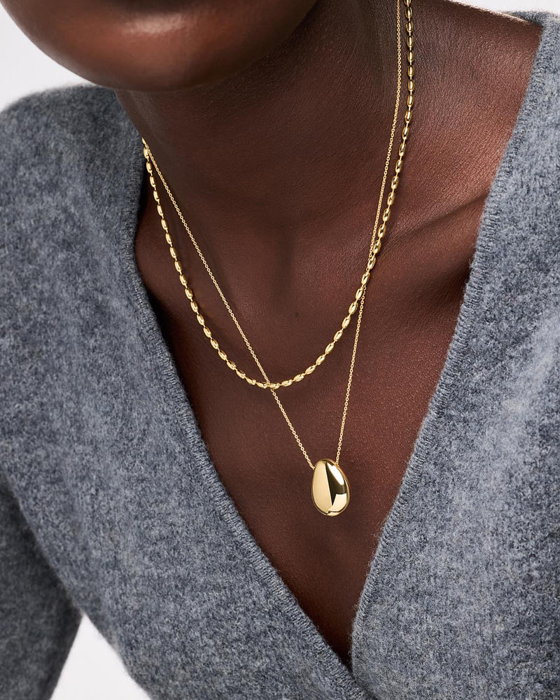 Gold Pendant Necklace Pebble – Elegant Minimalist Jewelry Necklace