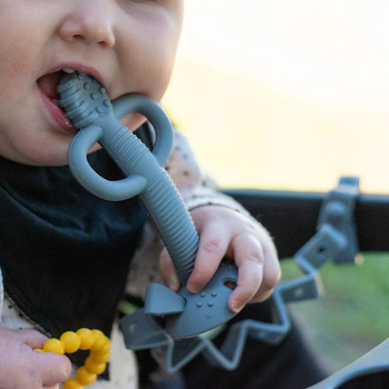2-in-1 Teether & Training Spoon Baby Self-Feeding Silicone Learning Tool