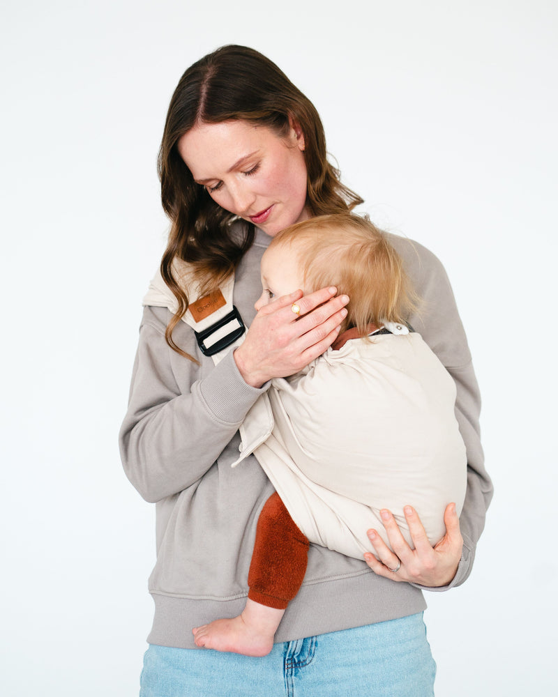 Qookie Go Hip Carrier – Cream Ergonomic Baby Hip Seat Carrier