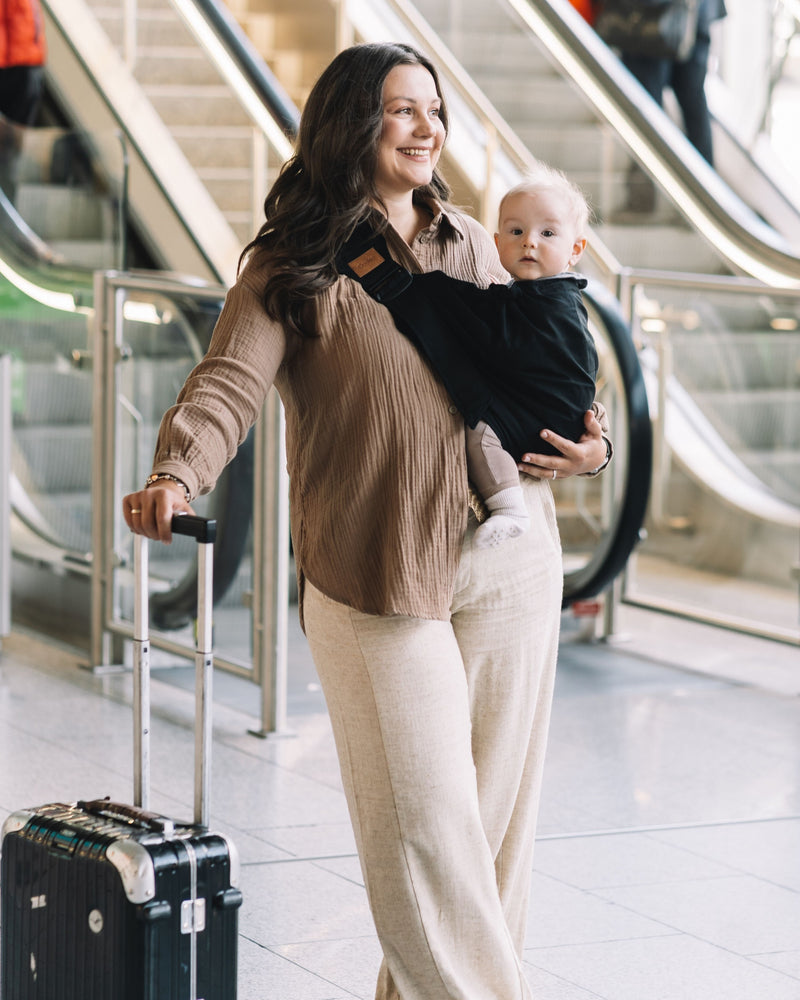 Qookie Go Hip Carrier – Cream Ergonomic Baby Hip Seat Carrier