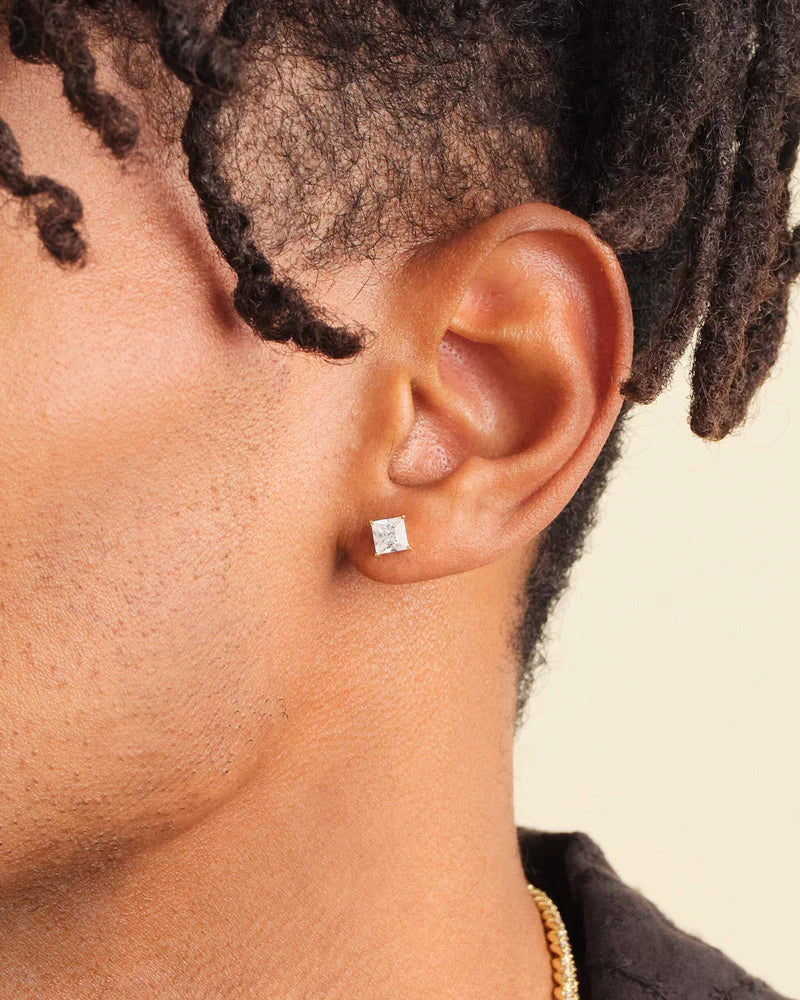 Square Stud Earrings Gold – Elegant Minimalist Everyday Jewelry