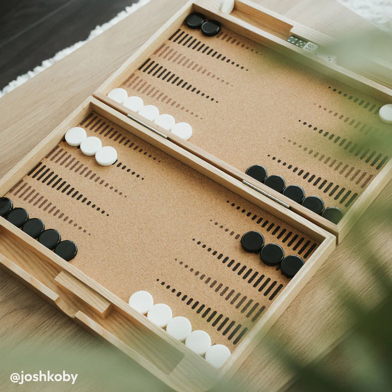 Blitz Backgammon Classic Strategy Board Game Travel-Friendly Game Set