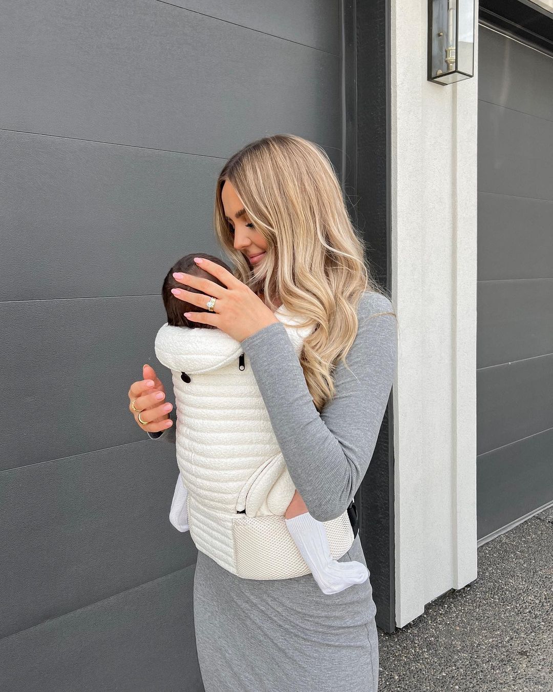 The Armadillo Baby Carrier – Cloud Soft Ergonomic Infant Carrier