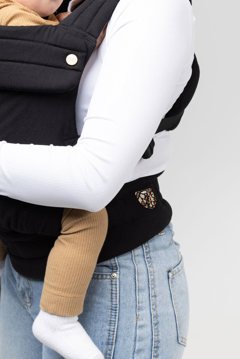 The Monarch Carrier Ebony – Premium Ergonomic Baby Carrier