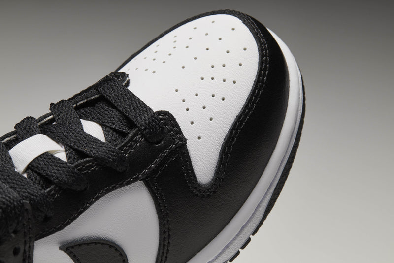 Nike Dunk Low Preschool – Kids’ Casual Lifestyle Sneakers