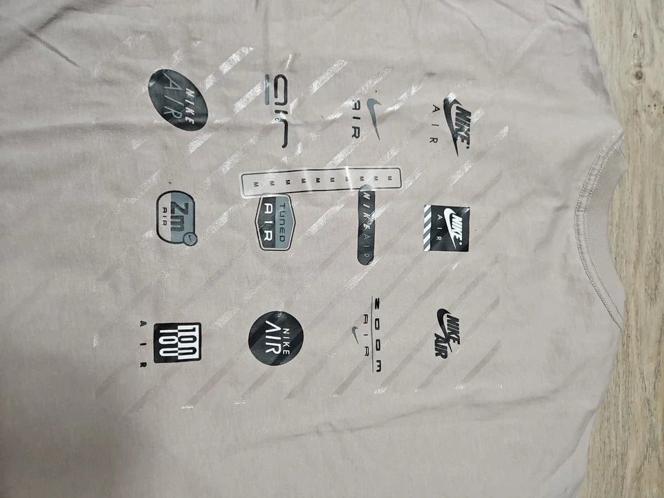Nike Air Max 90 Back Graphic T-Shirt Men's Medium Gray Casual Tee