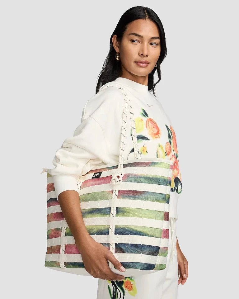 Nike Artist Collection RPM 26L Women's Tote Bag HF4672-133 New